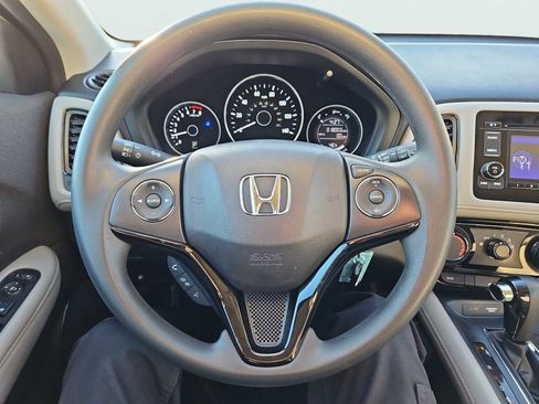 Certified 2020 Honda HR-V LX image 16