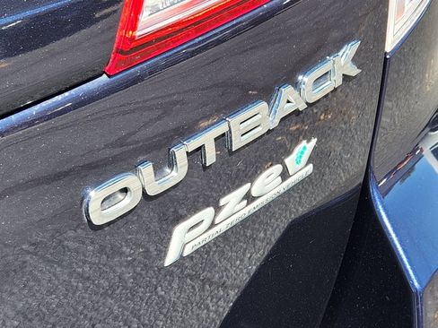 Used 2012 Subaru Outback 2.5i Limited AWD/4WD image 13