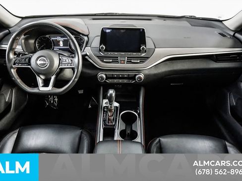 Used 2025 Nissan Altima 2.5 SR image 23