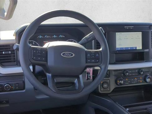 New 2026 Ford F250 XLT w/ 360-Degree Camera Package AWD/4WD image 18