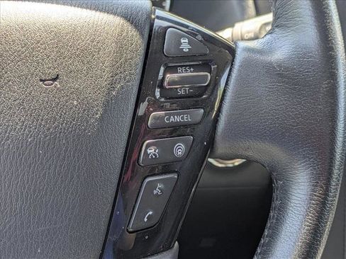 Used 2022 Nissan Armada SV AWD/4WD image 12