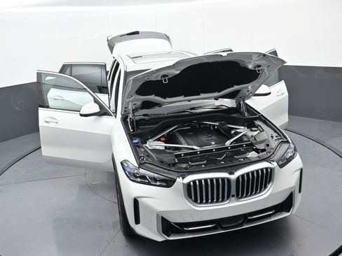 New 2026 BMW X5 xDrive40i image 40