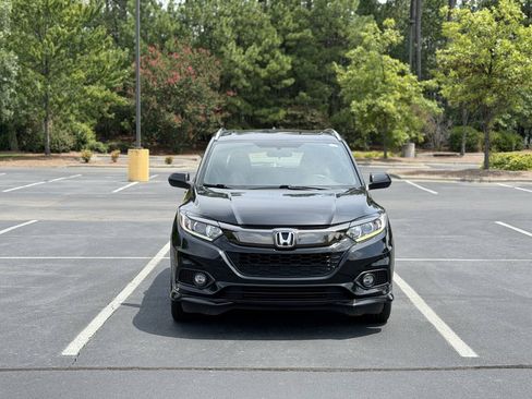 Used 2020 Honda HR-V Sport image 2