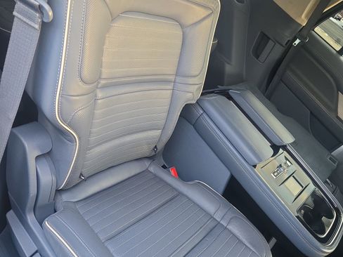 Used 2019 Lincoln Navigator Black Label w/ Cargo Package image 18