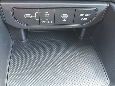 Used 2025 Kia K4 FWD image 25