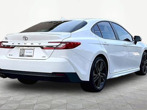 Certified 2025 Toyota Camry SE FWD image 13