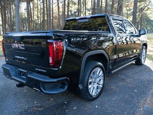 Used 2021 GMC Sierra 1500 Denali w/ Denali Premium Package image 3