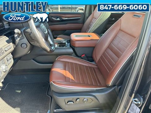 Used 2023 GMC Yukon Denali Ultimate image 26