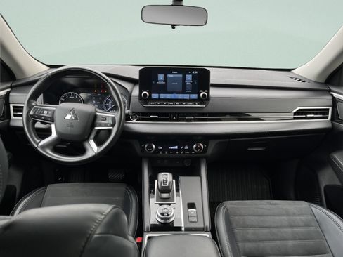 Used 2024 Mitsubishi Outlander SE AWD/4WD image 24