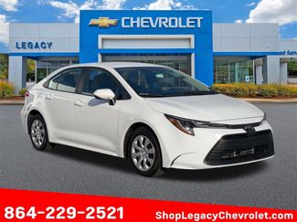 Used 2025 Toyota Corolla LE video 1