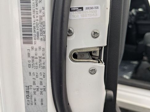 Used 2018 RAM 2500 Tradesman w/ Chrome Appearance Group image 30