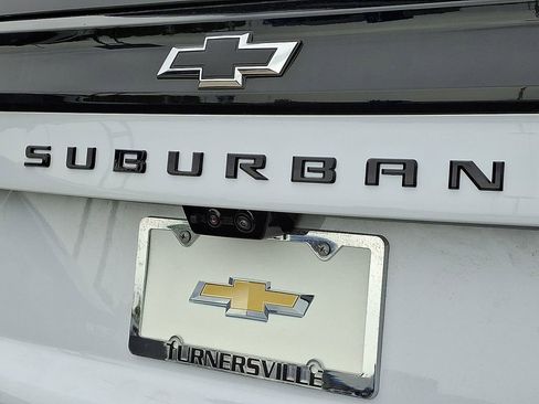 New 2026 Chevrolet Suburban Premier AWD/4WD image 11