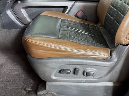 Used 2016 Nissan Titan Platinum Reserve image 22