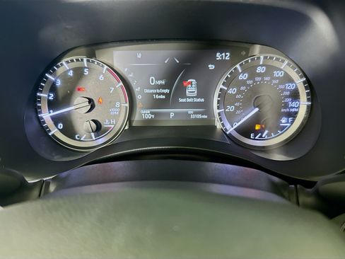 Used 2023 Toyota Highlander XLE FWD image 19