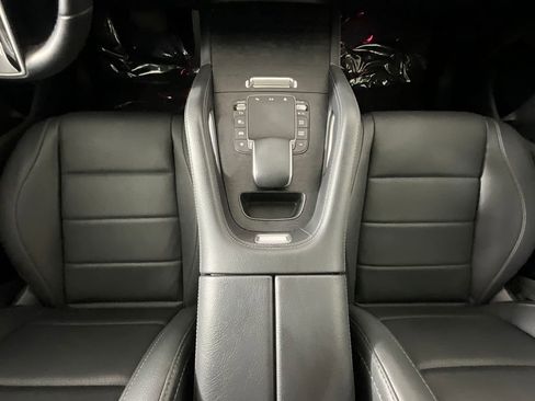 Used 2024 Mercedes-Benz GLE 450 4MATIC image 14