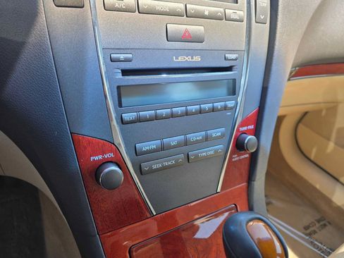 Used 2010 Lexus ES 350 FWD image 29
