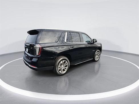 Used 2025 Chevrolet Tahoe LT w/ Comfort Package image 8