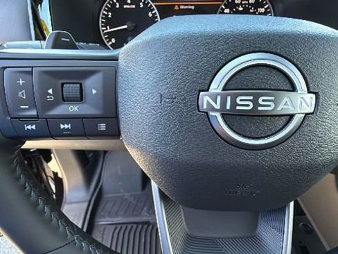 New 2026 Nissan Pathfinder SV AWD/4WD image 19