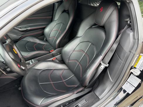 Used 2019 Ferrari 488 GTB RWD image 19