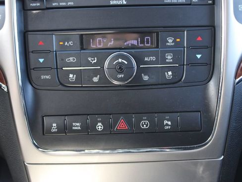Used 2013 Jeep Grand Cherokee Limited w/ Luxury Group II RWD image 21