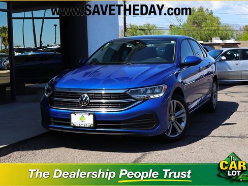 Used 2022 Volkswagen Jetta SE FWD image 1