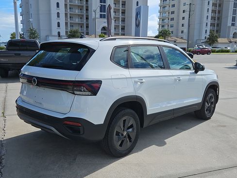 New 2025 Volkswagen Taos S image 4