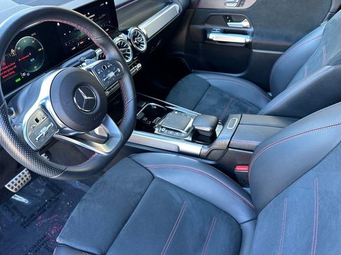 Certified 2023 Mercedes-Benz EQB 300 4MATIC image 4