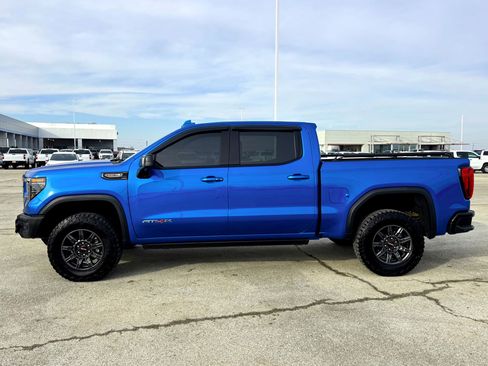 Used 2024 GMC Sierra 1500 AT4X image 12