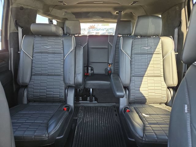 Used 2024 Cadillac Escalade ESV Premium Luxury Platinum AWD/4WD image 29