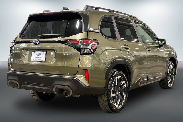Used 2025 Subaru Forester Limited AWD/4WD image 13