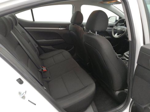 Used 2019 Hyundai Elantra SE w/ Cargo Package image 19