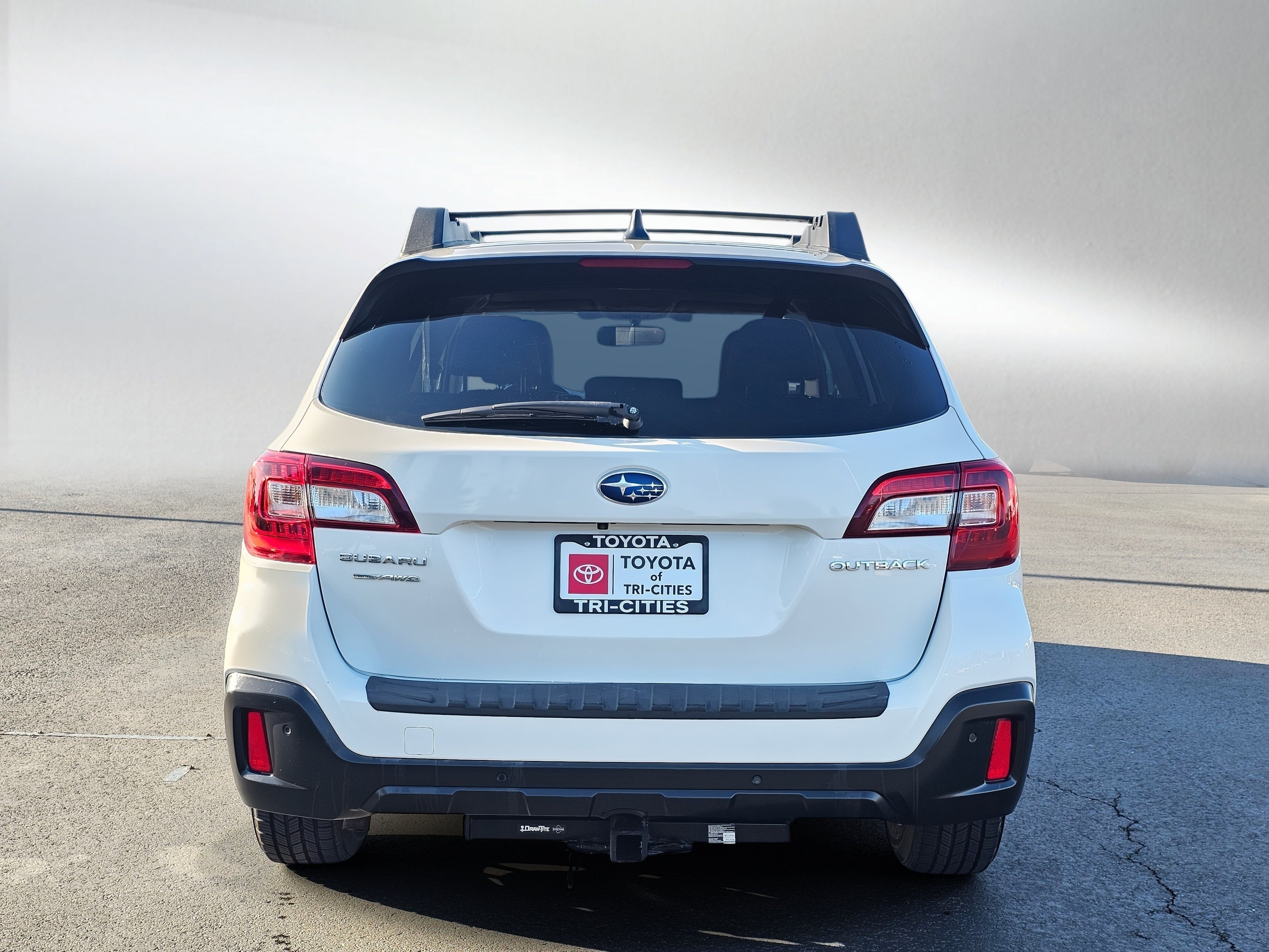 Used 2018 Subaru Outback 2.5i Limited AWD/4WD image 4