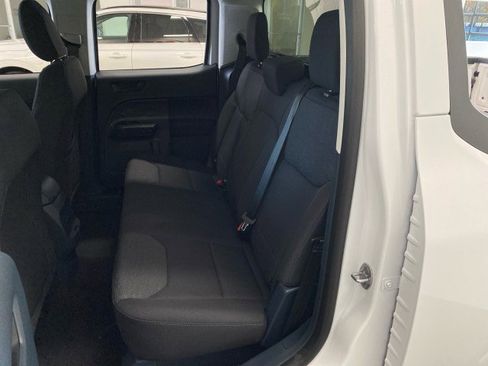 New 2025 Ford Maverick XL w/ Equipment Group 101A image 33