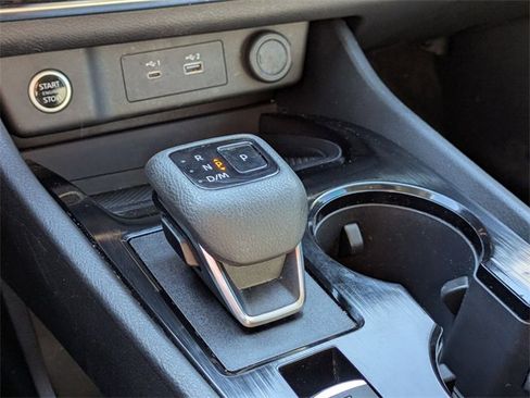 Used 2023 Nissan Rogue SV image 23