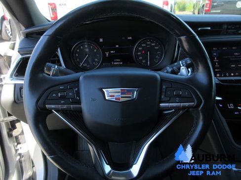 Used 2020 Cadillac XT6 Sport AWD/4WD image 16