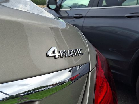 Used 2019 Mercedes-Benz C 300 4MATIC Sedan image 30
