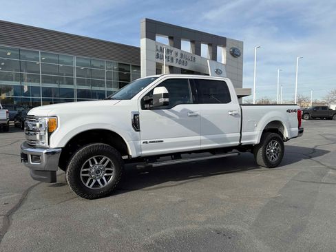 Certified 2017 Ford F350 Lariat w/ Lariat Value Package image 3
