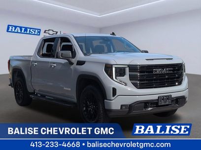 Certified 2024 GMC Sierra 1500 Elevation w/ LPO, Elevation Black Package