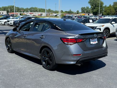 Used 2022 Nissan Sentra SR w/ Midnight Edition FWD image 5