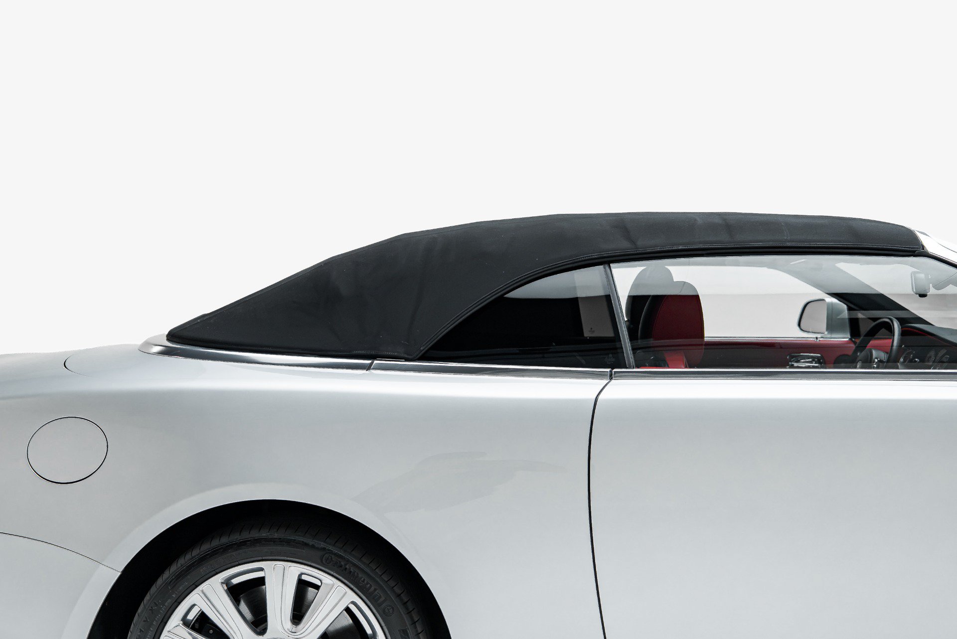 Used 2016 Rolls-Royce Dawn RWD image 36