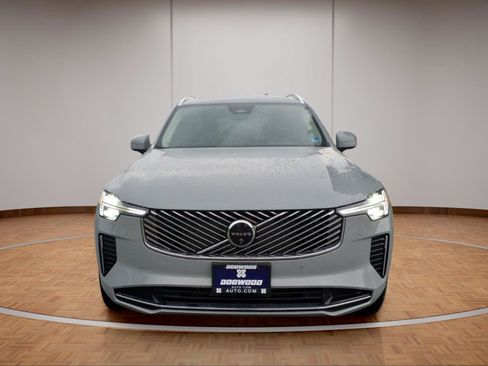Certified 2026 Volvo XC90 B6 Plus w/ Protection Package Premier AWD/4WD image 2