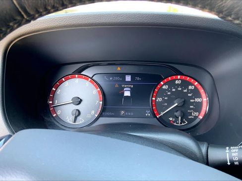 Used 2022 Nissan Frontier PRO-4X w/ Pro-4X Premium Package AWD/4WD image 25