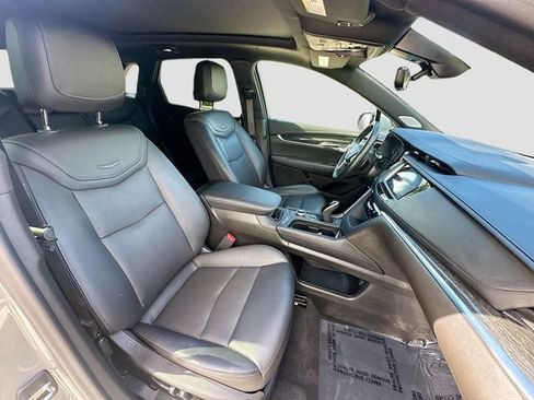 Used 2023 Cadillac XT5 Premium Luxury w/ Technology Package FWD image 28