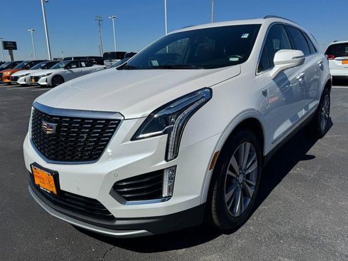 Used 2020 Cadillac XT5 Premium Luxury image 8