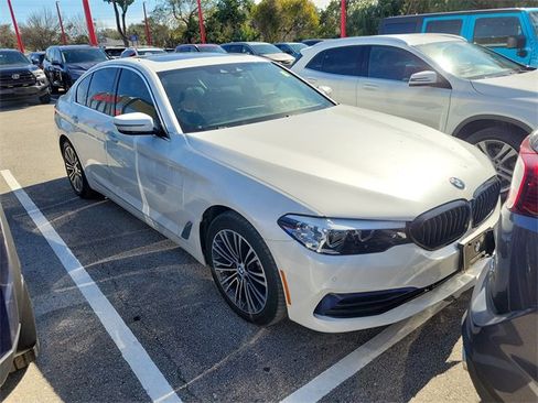 Used 2019 BMW 530i xDrive w/ Convenience Package image 5