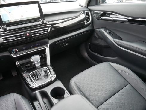 Certified 2023 Kia Seltos EX image 11