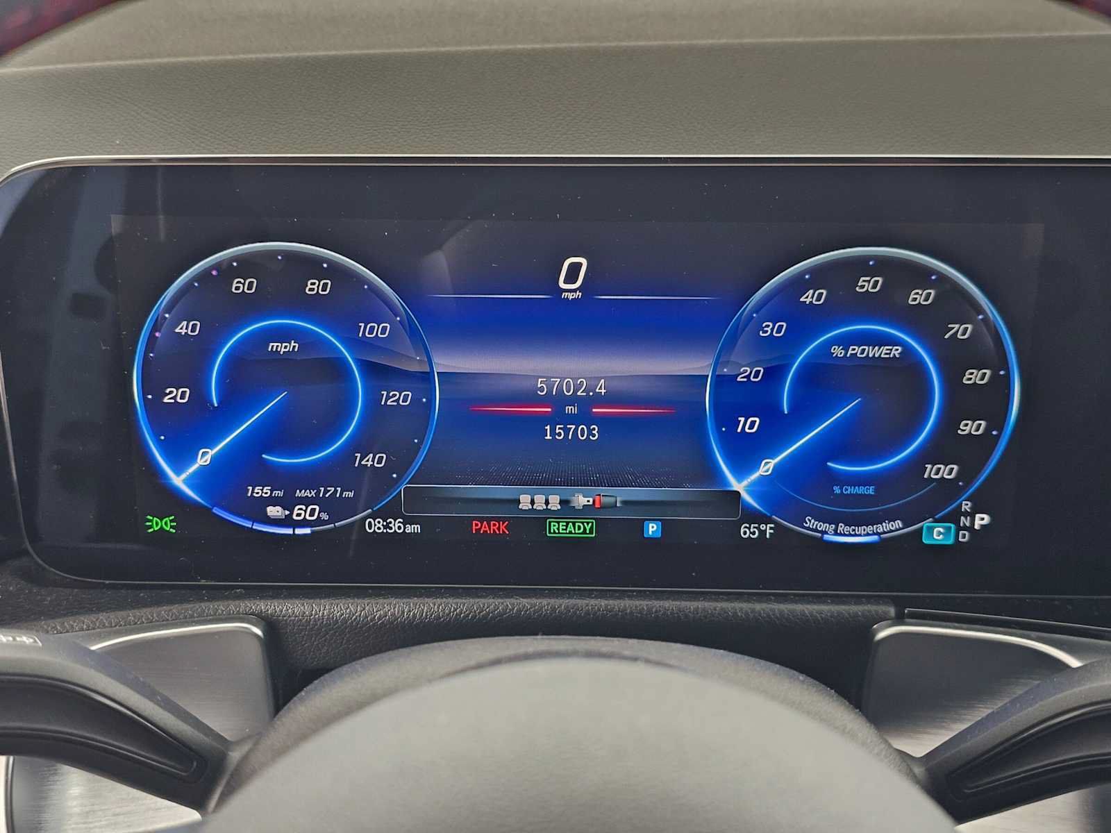 Used 2024 Mercedes-Benz EQB 300 4MATIC image 24
