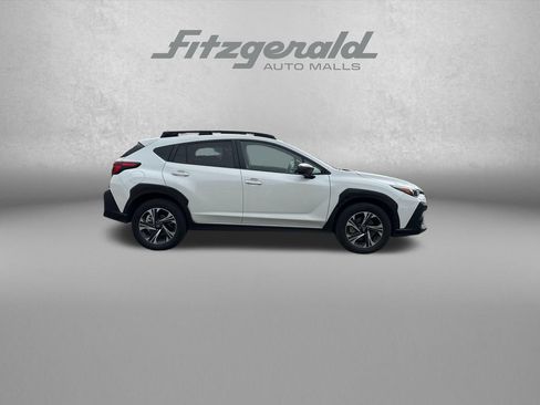 Used 2024 Subaru Crosstrek 2.0i Premium AWD/4WD image 9