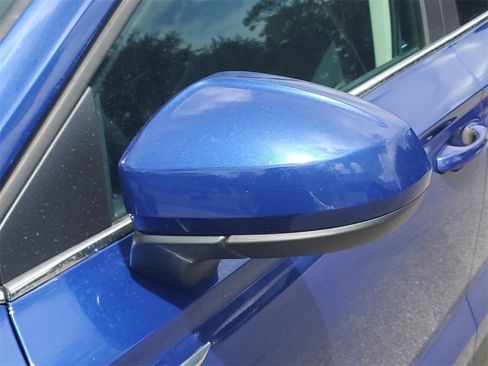 Used 2022 Volkswagen Taos SE image 14