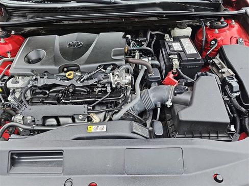 Used 2021 Toyota Camry SE image 28